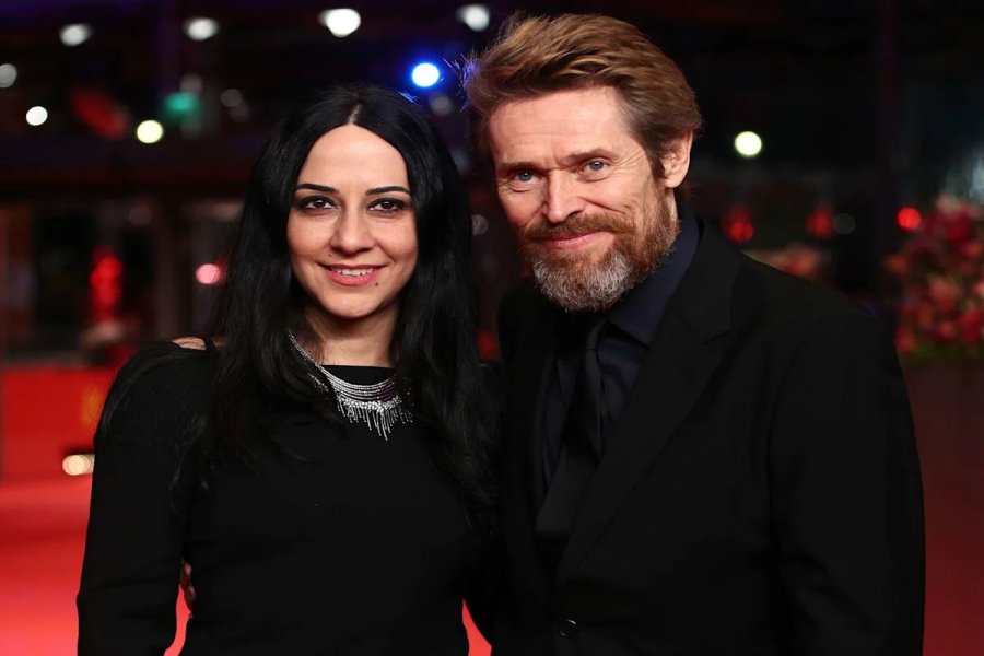 Willem Dafoe Wife